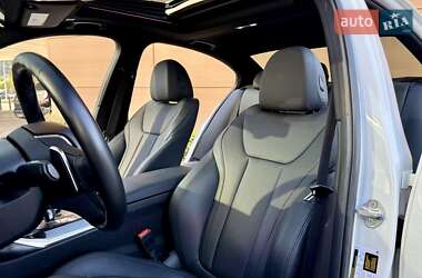 Седан BMW 3 Series 2019 в 