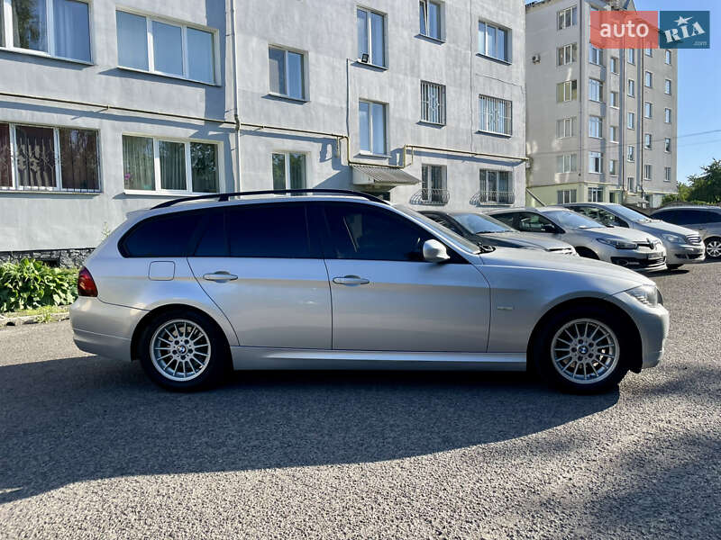 Универсал BMW 3 Series 2008 в Луцке фото 5 Универсал BMW 3 Series 2008 в Луцке