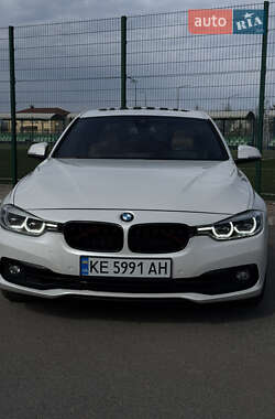 Седан BMW 3 Series 2017 в Днепре