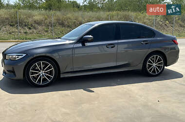 Седан BMW 3 Series 2022 в Запоріжжі