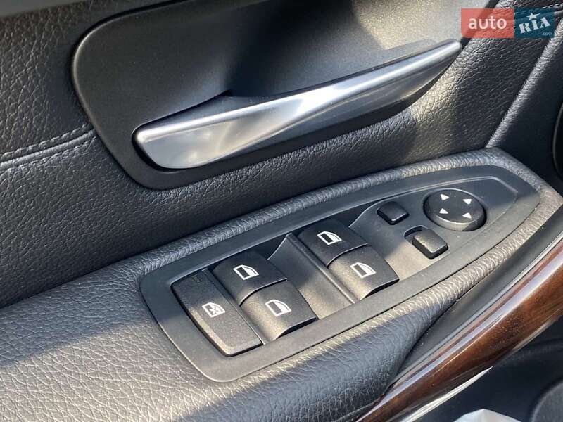Седан BMW 3 Series 2013 в Шацьку