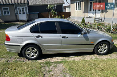Седан BMW 3 Series 1999 в Черновцах