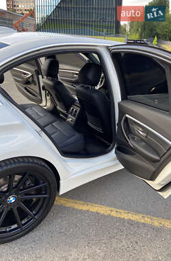 Седан BMW 3 Series 2017 в 