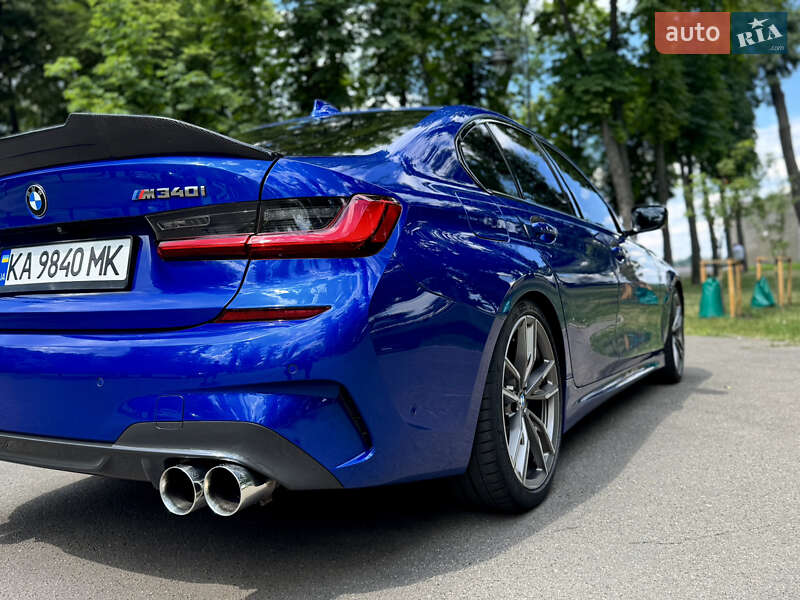 Седан BMW 3 Series 2019 в Києві
