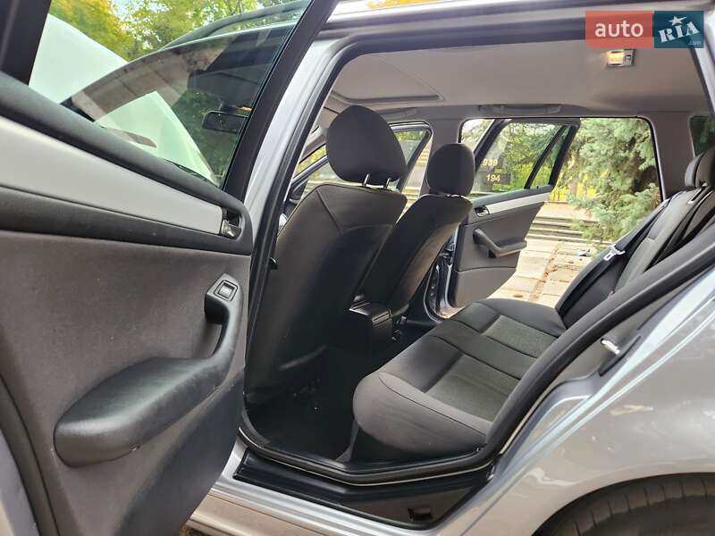 Універсал BMW 3 Series 2004 в Києві фото 20 Універсал BMW 3 Series 2004 в Києві