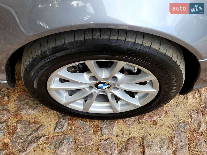 Універсал BMW 3 Series 2004 в Києві фото 27 Універсал BMW 3 Series 2004 в Києві