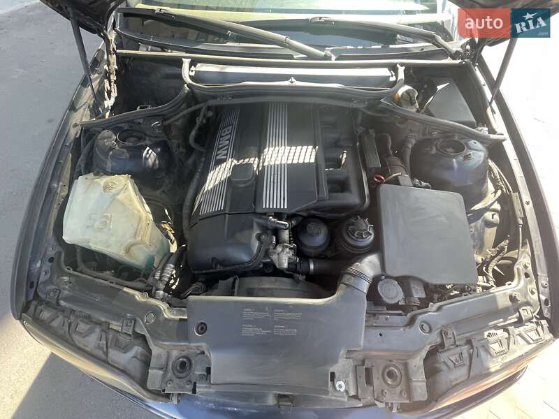 Седан BMW 3 Series 1998 в Киеве