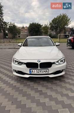 Седан BMW 3 Series 2013 в Львове