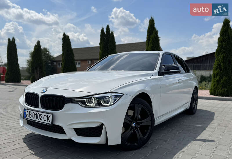 Седан BMW 3 Series 2016 в Вінниці