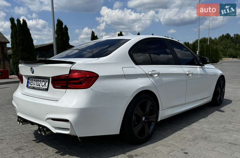 Седан BMW 3 Series 2016 в Вінниці