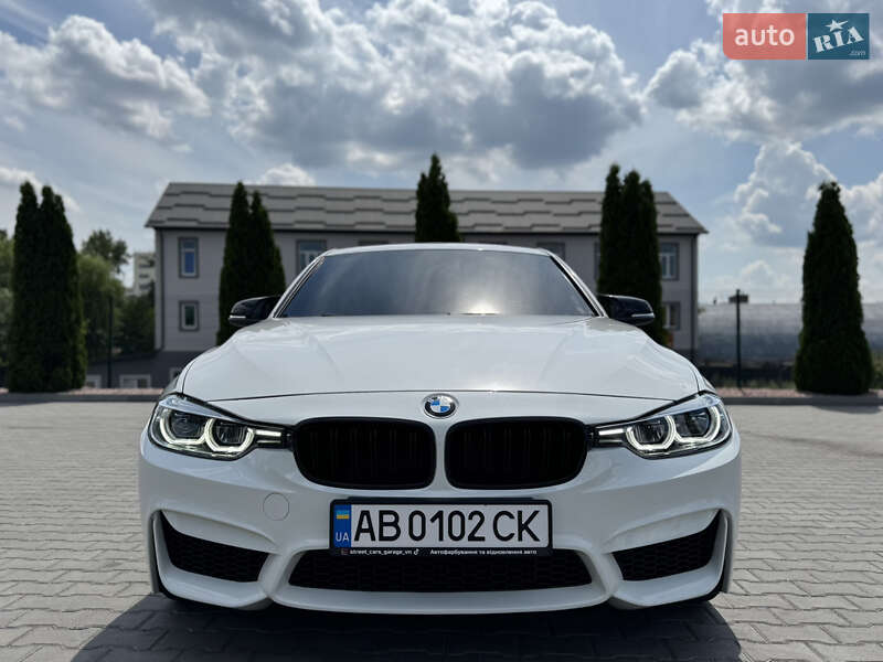 Седан BMW 3 Series 2016 в Вінниці