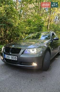 Универсал BMW 3 Series 2007 в Борзне