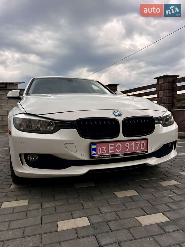 Седан BMW 3 Series 2015 в Житомире