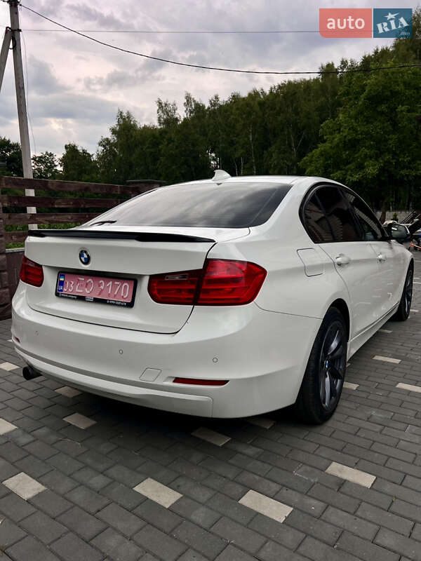 Седан BMW 3 Series 2015 в Житомире