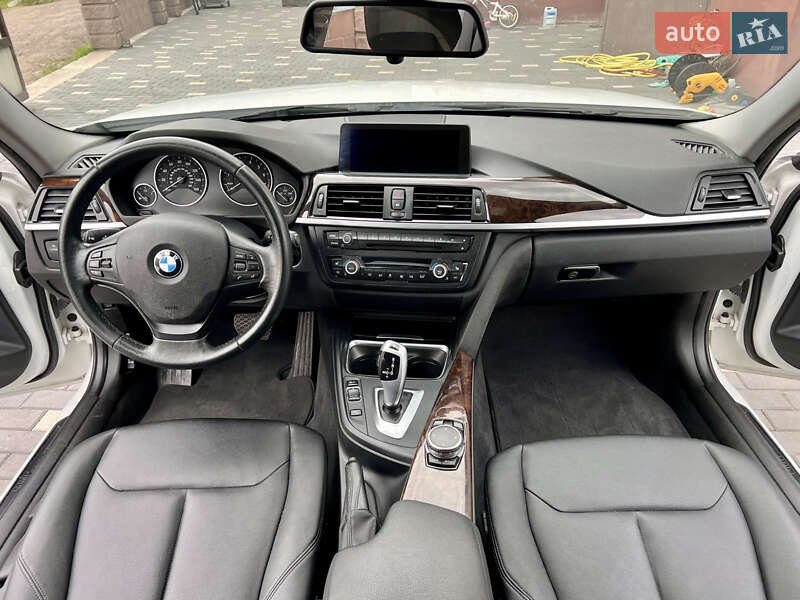 Седан BMW 3 Series 2015 в Житомире
