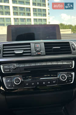 Седан BMW 3 Series 2018 в 