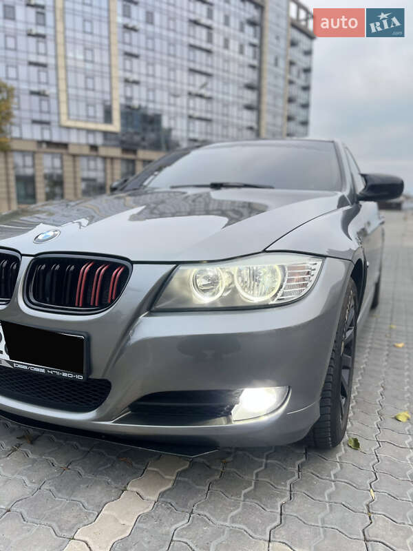 Седан BMW 3 Series 2010 в Одессе фото 10 Седан BMW 3 Series 2010 в Одессе