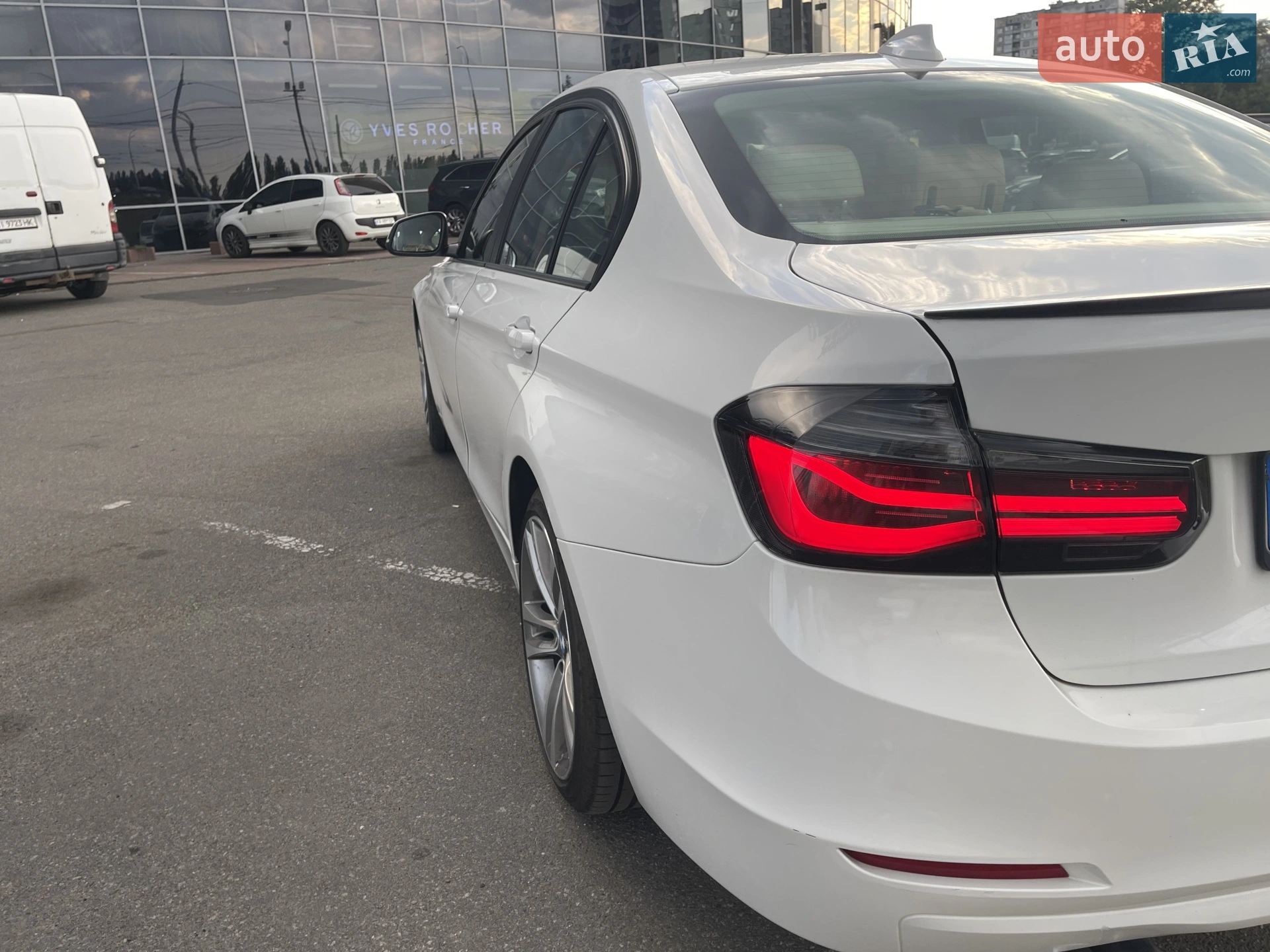 2012 BMW 3er - мініатюра 18