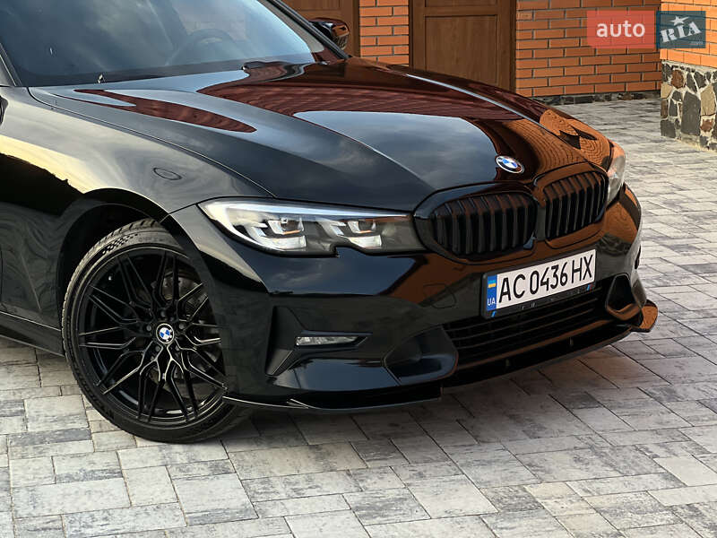 Седан BMW 3 Series 2019 в Луцке