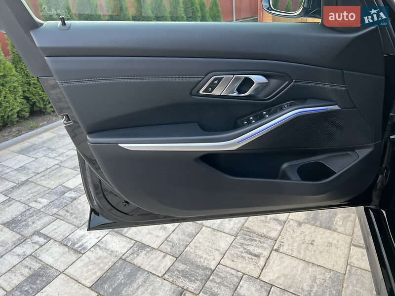 Седан BMW 3 Series 2019 в Луцке