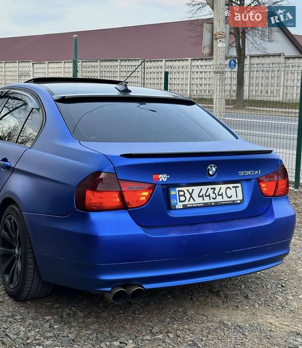 Седан BMW 3 Series 2011 в Хмельницком