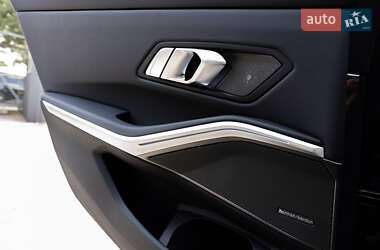Седан BMW 3 Series 2025 в 