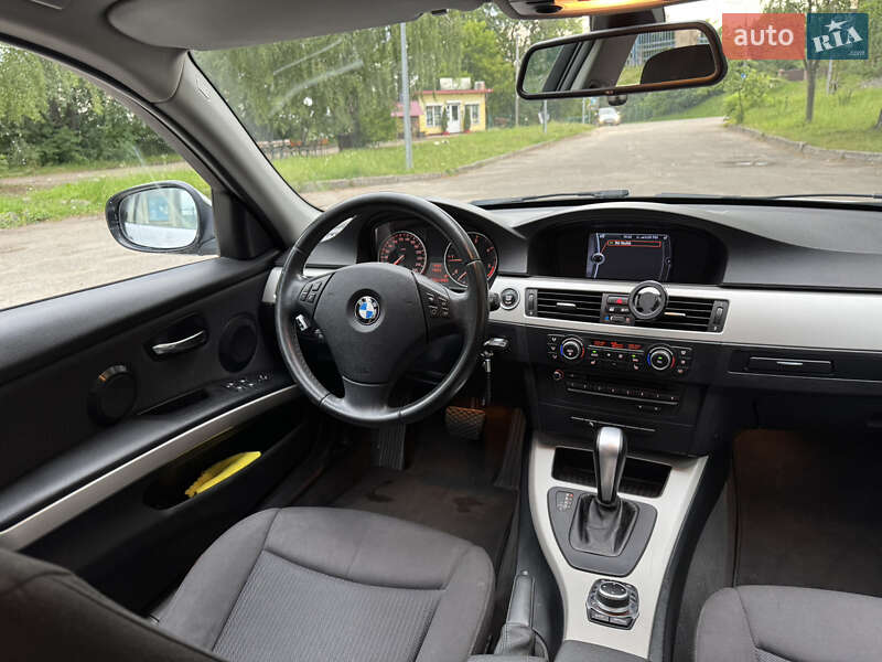 Универсал BMW 3 Series 2012 в Золочеве
