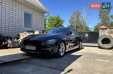 Седан BMW 3 Series 2015 в Києві