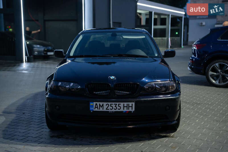 BMW 3 Series 2004
