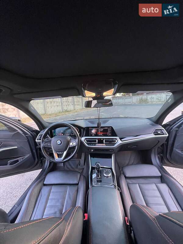 Седан BMW 3 Series 2019 в Одессе
