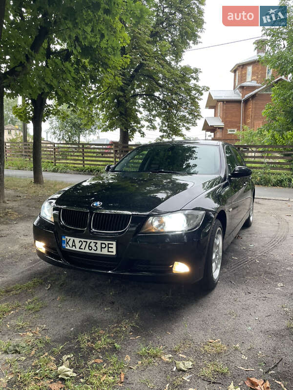 Седан BMW 3 Series 2006 в Киеве