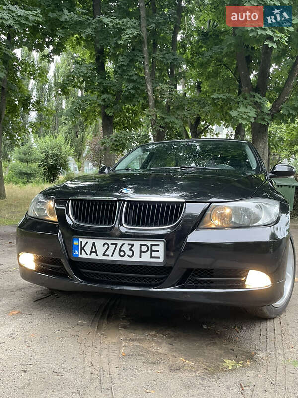 Седан BMW 3 Series 2006 в Киеве