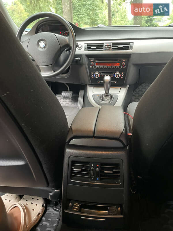 Седан BMW 3 Series 2006 в Киеве