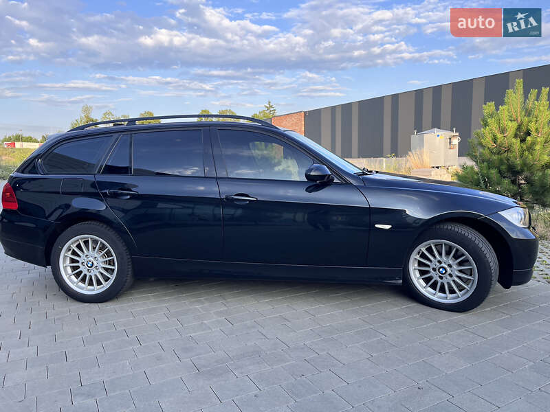 Универсал BMW 3 Series 2005 в Хмельницком