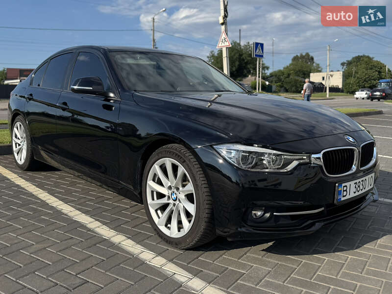 Седан BMW 3 Series 2017 в Кременчуці