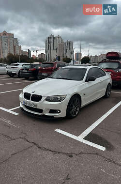 Купе BMW 3 Series 2010 в Києві