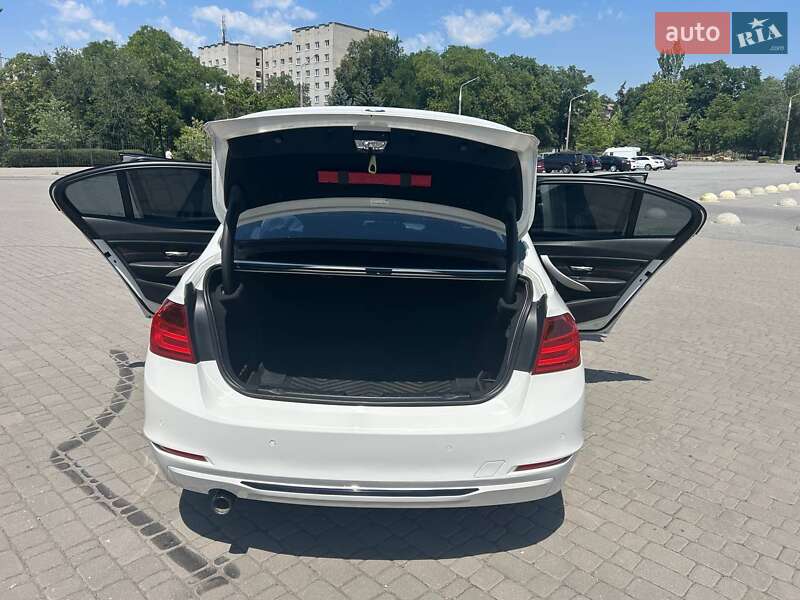 Седан BMW 3 Series 2012 в Запорожье