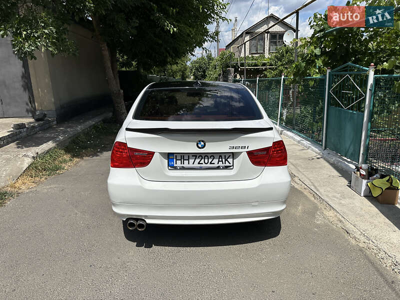 Седан BMW 3 Series 2010 в Подольске фото 8 Седан BMW 3 Series 2010 в Подольске
