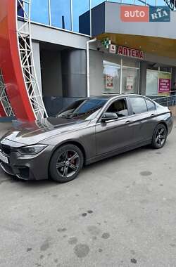 Седан BMW 3 Series 2013 в Виннице