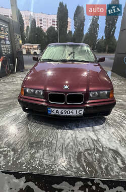 Седан BMW 3 Series 1995 в Киеве
