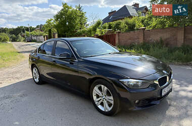 Седан BMW 3 Series 2015 в Львове