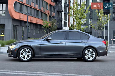 Седан BMW 3 Series 2016 в Киеве