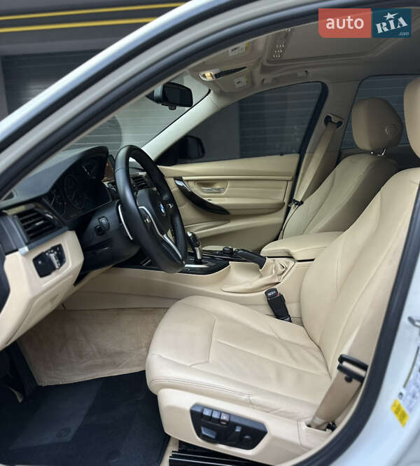 Седан BMW 3 Series 2015 в Вінниці