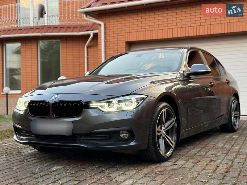 Седан BMW 3 Series 2018 в Виннице