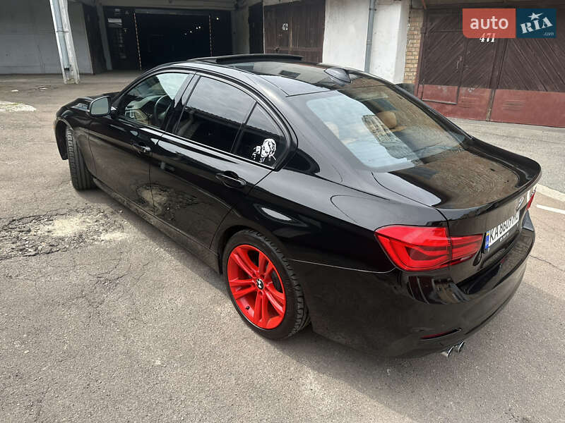 Седан BMW 3 Series 2018 в Києві