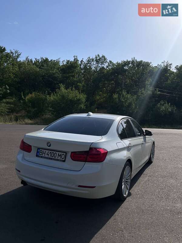 Седан BMW 3 Series 2013 в Березовке