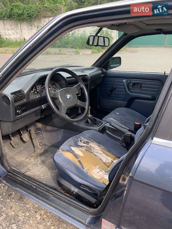 Седан BMW 3 Series 1986 в Киеве