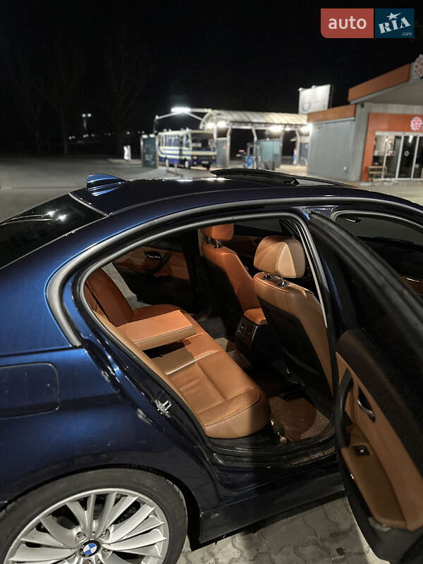 Седан BMW 3 Series 2011 в Каменском фото 7 Седан BMW 3 Series 2011 в Каменском