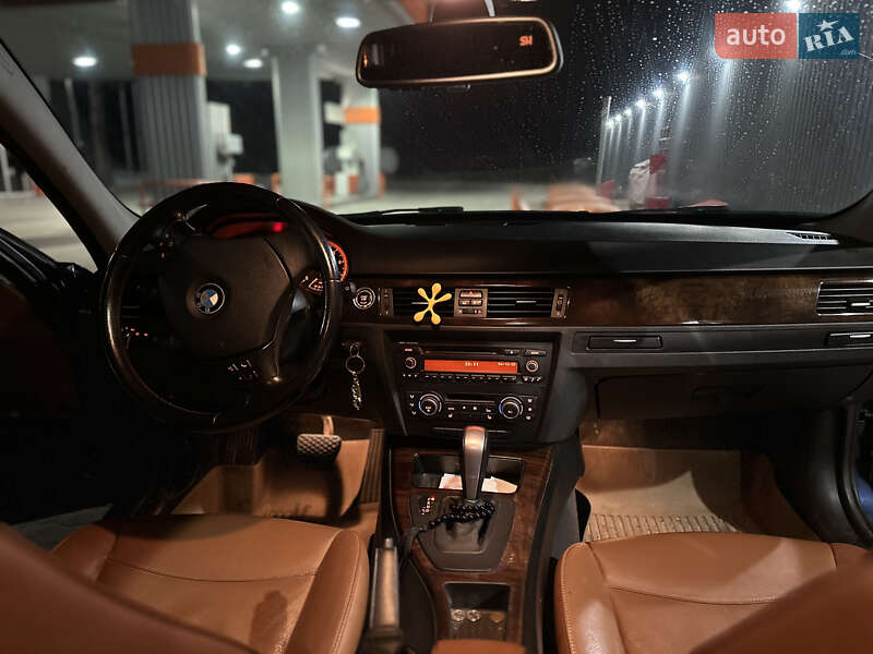 Седан BMW 3 Series 2011 в Каменском фото 9 Седан BMW 3 Series 2011 в Каменском