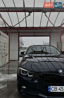 Седан BMW 3 Series 2014 в 